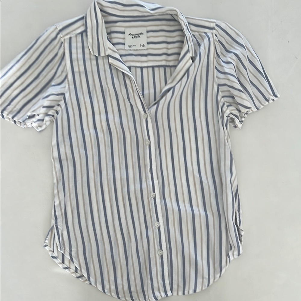 Abercrombie & Fitch Blue and White Striped Shirt